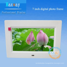 7" battery powered digital frame with multifunction